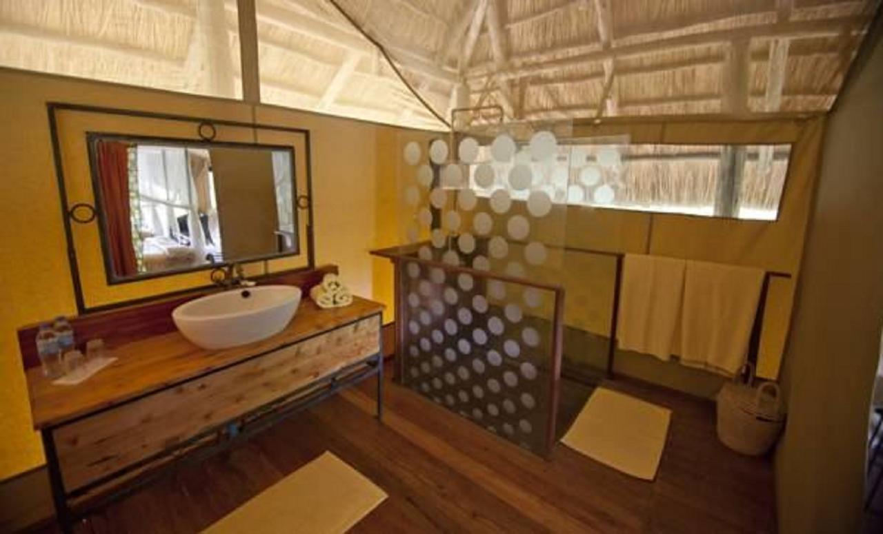 Mbali Mbali Tarangire River Camp Kwa Kuchinia Exterior foto